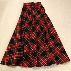 Vintage 60’s wool plaid swing skirt. Size small.
